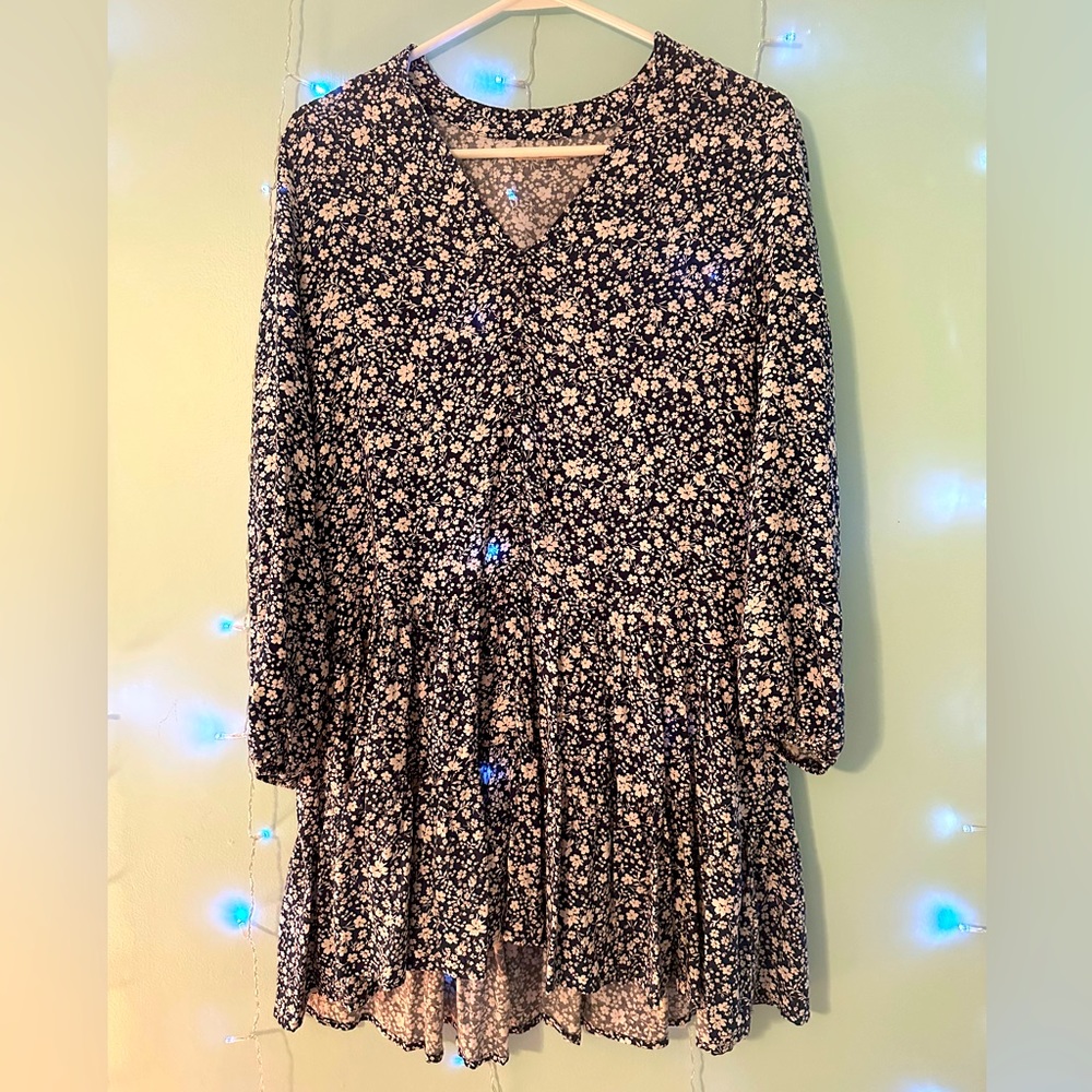 Francesca’s blue/white flower dress